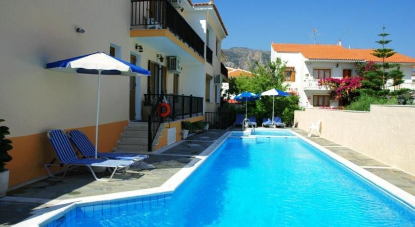 Angela Apartments Samos Town Buitenkant foto